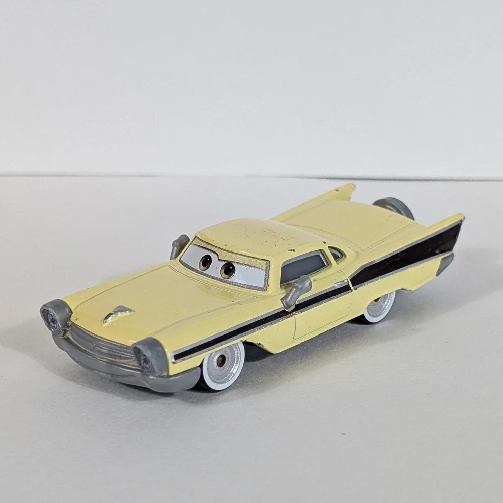 Disney Pixar Cars Mattel Nicky B. Yellow Diecast Character Car GKE14 N03A